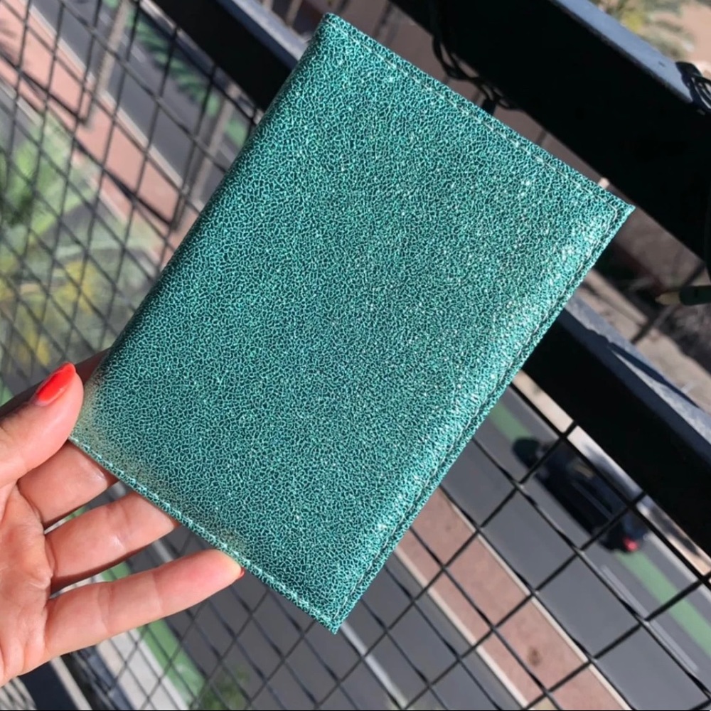 MERMAID GREEN SPARKLED PASSPORT HOLDER